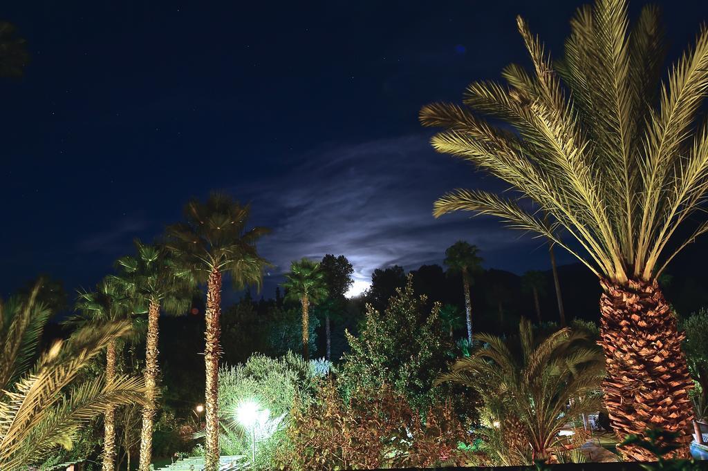 Domaine De La Roseraie Resort Ouirgane Exterior foto